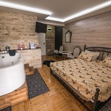 Onore Dell Amore Apartman Sa Djakuzijem Banja Koviljača Extérieur photo