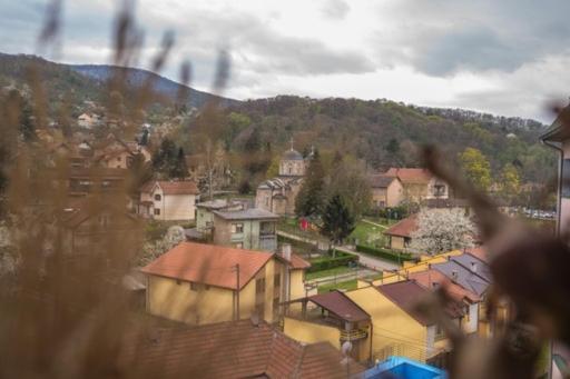 Onore Dell Amore Apartman Sa Djakuzijem Banja Koviljača Extérieur photo